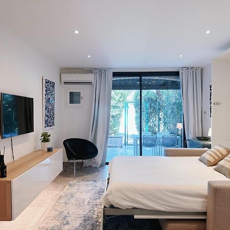 Studio Moderne Dans Le Golfe De Saint-Tropez Gassin Exterior photo